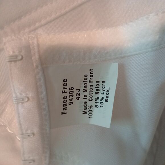 Fancee Free Seamless Soft Cup Nursing Bra. 42J Extra Support Style 94305 NIP - Picture 4 of 7